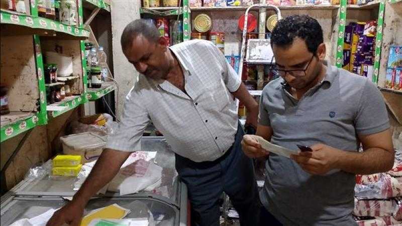 تحرير 132 مخالفة تموينية خلال عدة حملات بالمراكز والأحياء بأسيوط