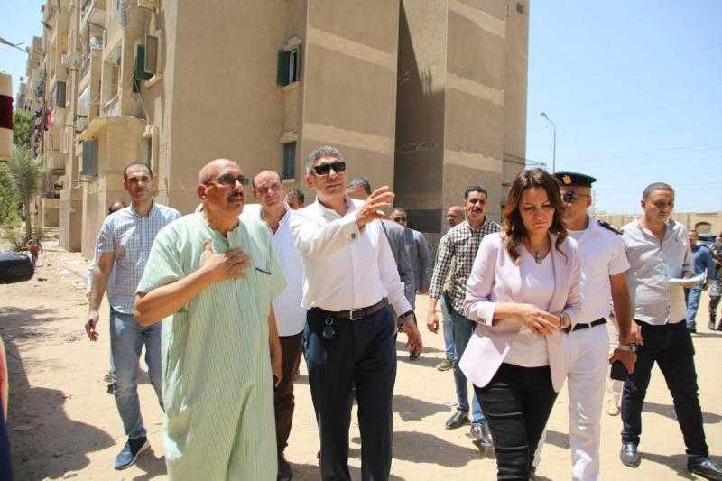 محافظ الجيزة يتفقد مساكن الشباب بالرماية للوقوف على مستوى الخدمات المقدمة للمواطنين.. صور