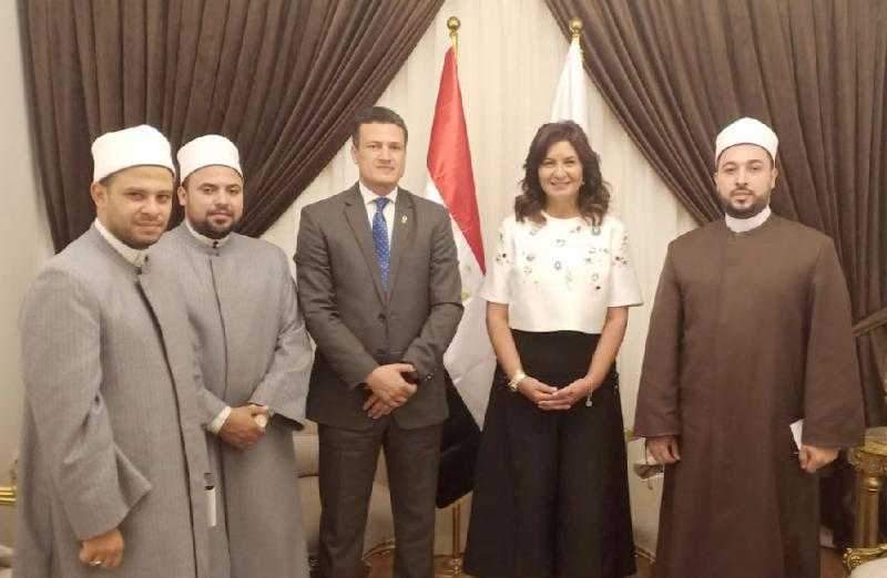مبادرة «اطمئِن» لسماع الشباب والتواصل معهم.. ثمار التعاون بين ”فاهم” ومركز الأزهر العالمي