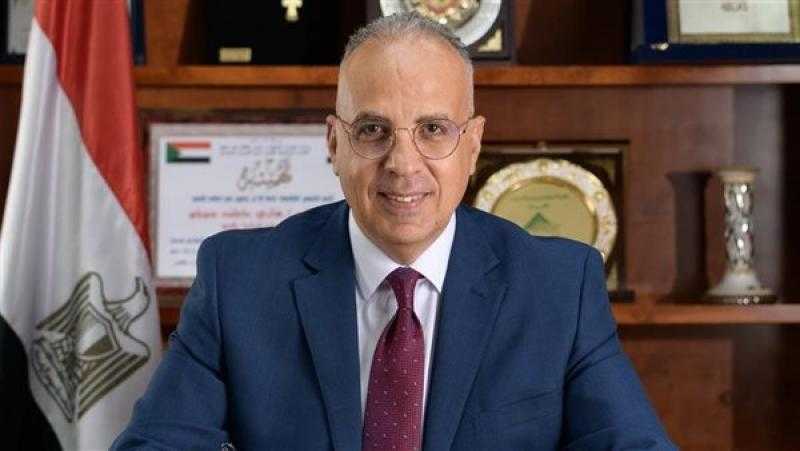 وزير الري يتفقد محطة خلط ديما في مركز كفر الزيات بالغربية