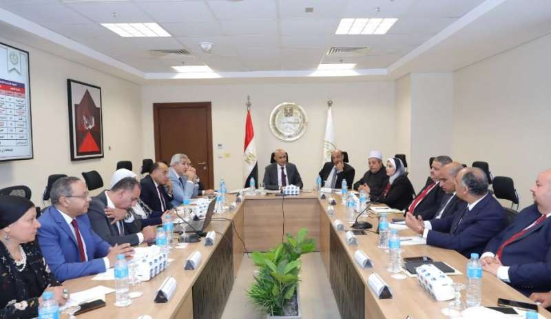 خط أحمر
