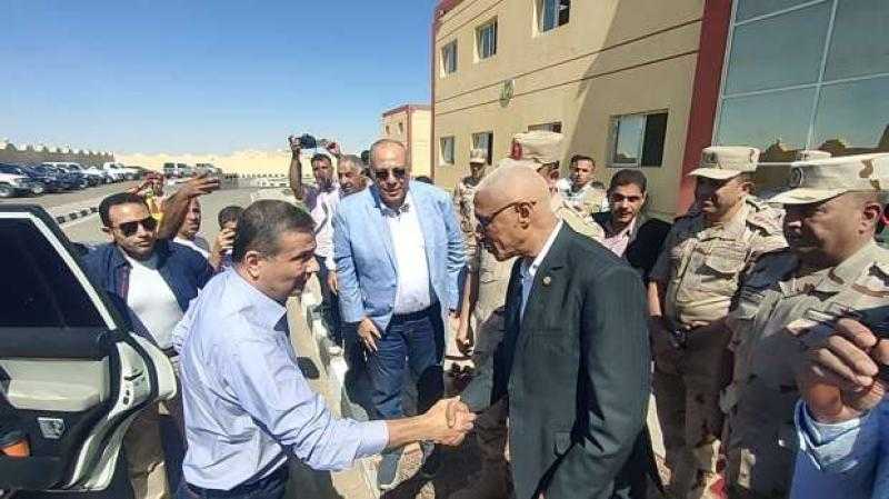 وزيرا الزراعة والري يتفقدان مركز الخدمات التنموية في النثيلة بشمال سيناء