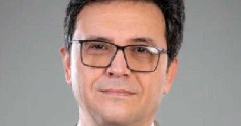 وزير الثقافة يتفقد المنطقة الشاطئية لذوي الهمم على هامش مهرجان العلمين