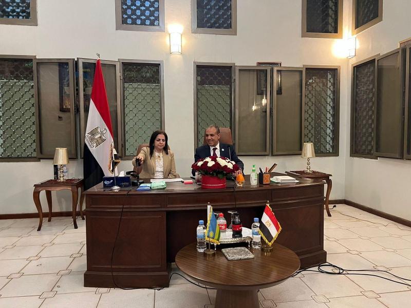 خط أحمر