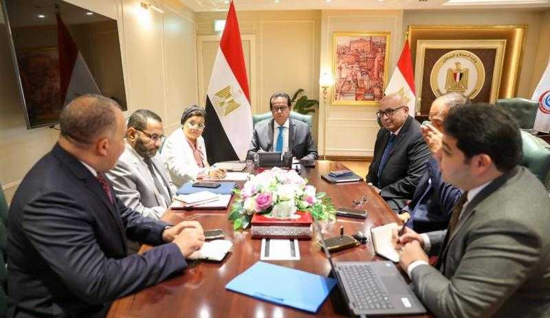 نائب مجلس الوزراء يجتمع مع مسؤولي ”IQVIA” لبحث تطوير الاستشارات البحثية الصحية