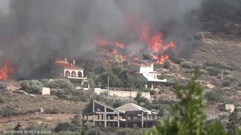 إخلاء عدة بلدات في اليونان جراء الحرائق الشديدة