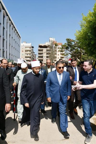 وزير الأوقاف ومحافظ الدقهلية يفتتحان مسجد الربيع بكلية أصول الدين والدعوة بجامعة الأزهر بالمنصورة