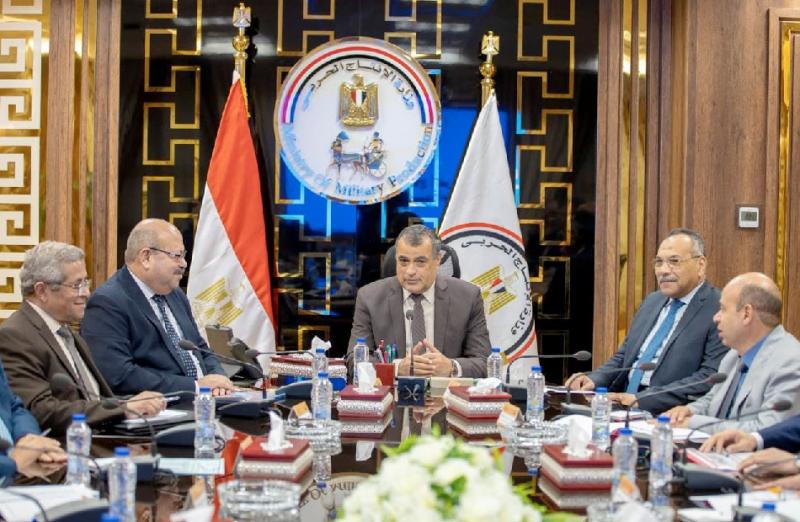 خط أحمر