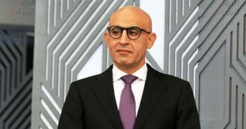6 مواد فقط بدلا من 8 لكل شعبة بالصف الثانى الثانوى.. انفوجراف