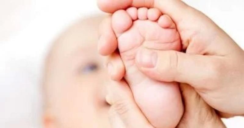نصائح بسيطة وفعالة لتهدئة نوبات البكاء لدى طفلك حديث الولادة