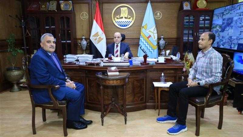 محافظ كفرالشيخ ومدير جهاز حماية البحيرات يبحثان سبل تنمية الثروة السمكية