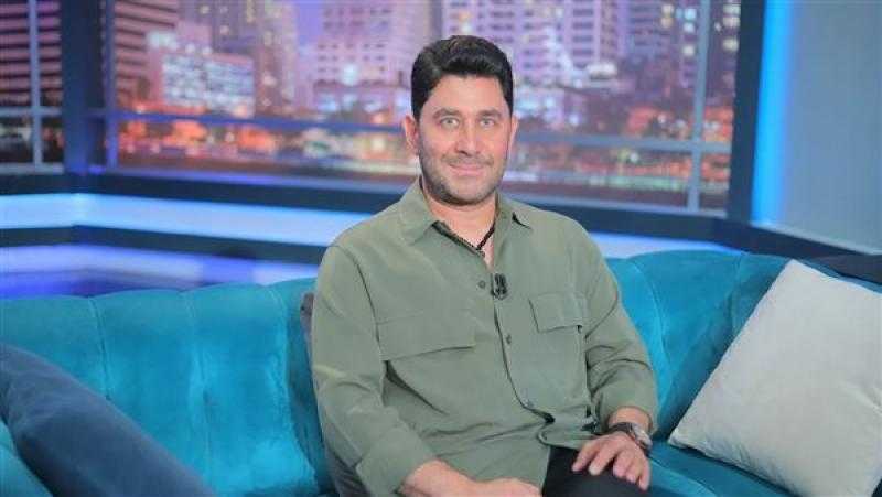 أحمد شاكر يوضح سبب استقالته من المسرح القومي