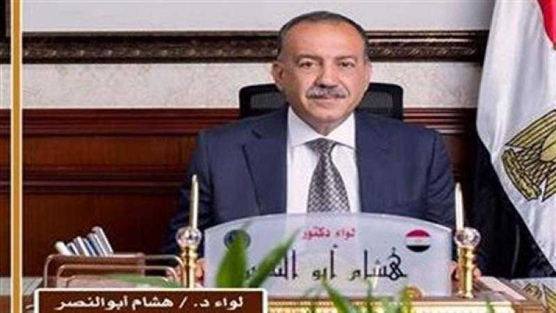 محافظ أسيوط: دعم صغار الحرفيين والشباب ومنافذ ومعارض لتسويق المنتجات