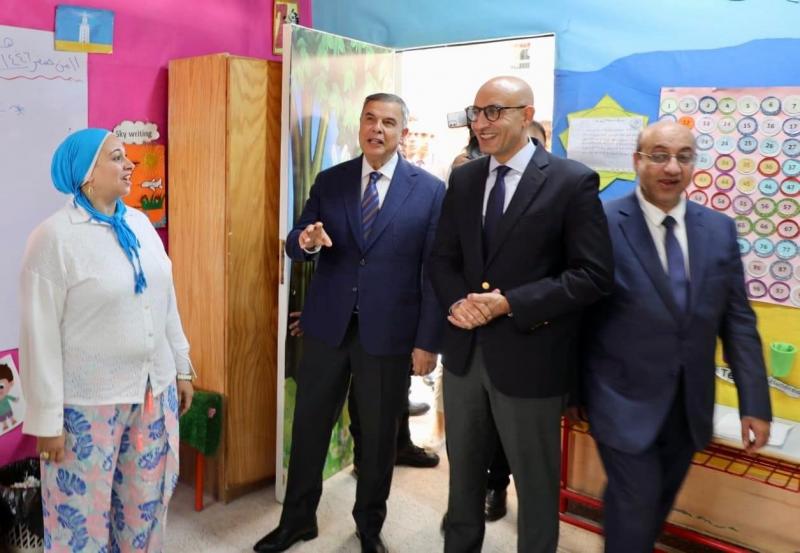 خط أحمر