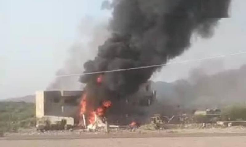 خط أحمر