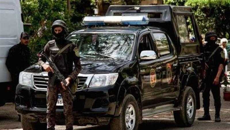 حقيقة تعدى سيدة وزوجها على جارتهما بالأسلحة البيضاء في العبور