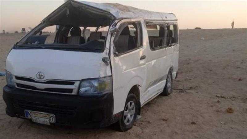 إصابة 5 أشخاص إثر انقلاب ميكروباص بمدينة 6 أكتوبر