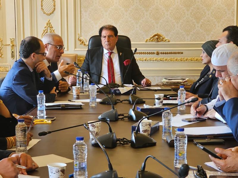 عربية النواب: مصر تبذل جهودا مضنية من أجل وقف التصعيد بالمنطقة