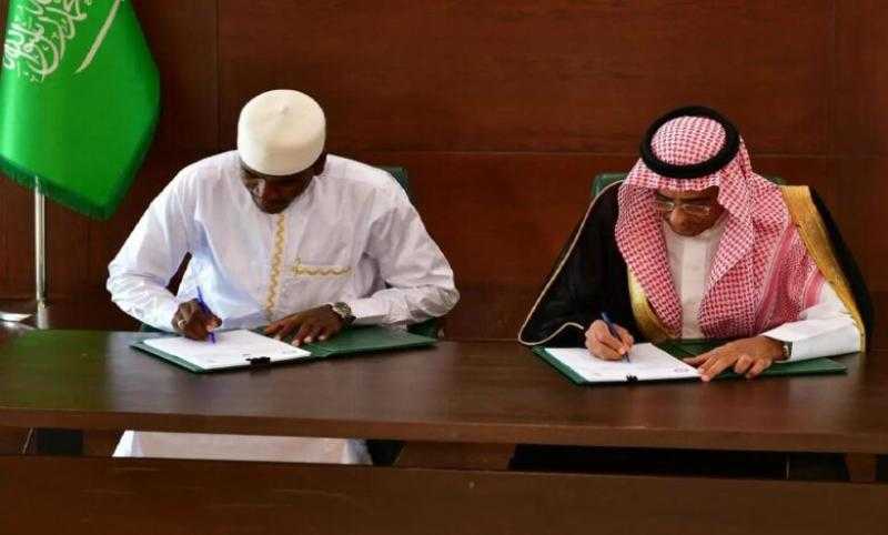 مركز الملك سلمان للإغاثة يوقع اتفاقية لتوفير المياه الصالحة للشرب في تشاد