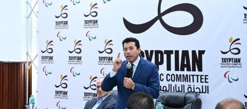 61 طالبا وطالبة تقدموا بطلبات للمنح المقدمة من الجامعات الخاصة بمطروح