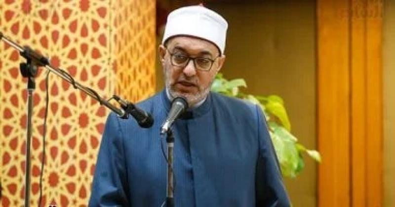 المفتي يستقبل الإعلامي محمد الباز للتهنئة بتولِّيه منصبه الجديد