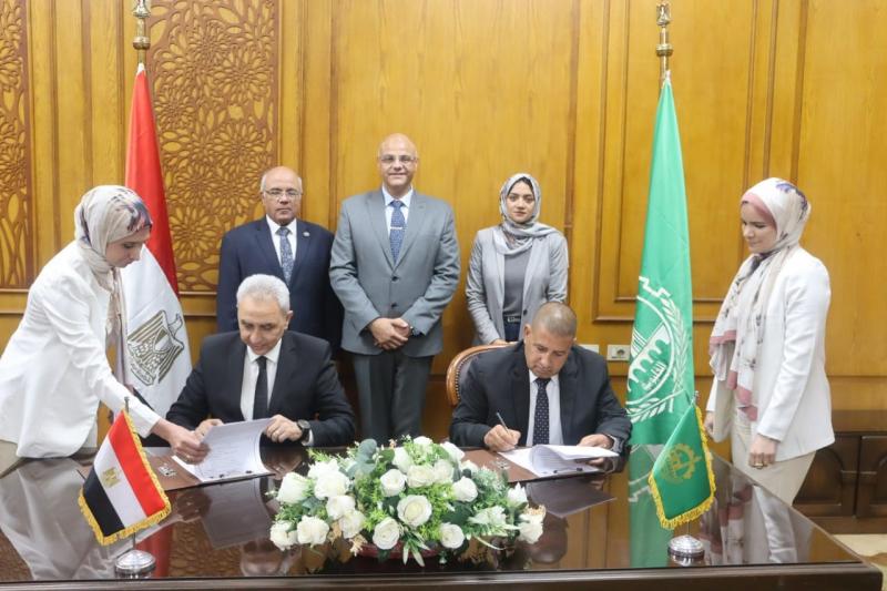محافظ القليوبية يشهد توقيع بروتوكول تعاون لحصر املاك الدولة بحضور رئيس الهيئة العامة للمساحة