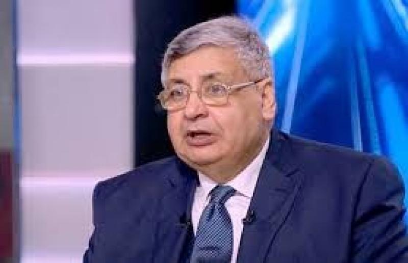 عوض تاج الدين: مصر لم ترصد أى حالة إصابة للكوليرا ولا شلل الأطفال