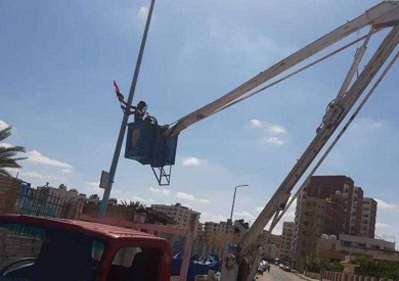 محافظ كفر الشيخ يتابع جهود تطوير منظومة الإنارة العامة بدسوق