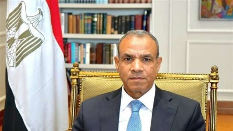 خط أحمر