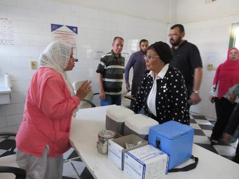 نائب وزير الصحة تتفقد وحدة صحة شرق النيل ببني سويف.. صور