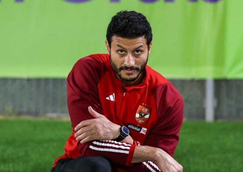 الأهلي يؤجل ملف تجديد العقود بسبب السوبر المصري