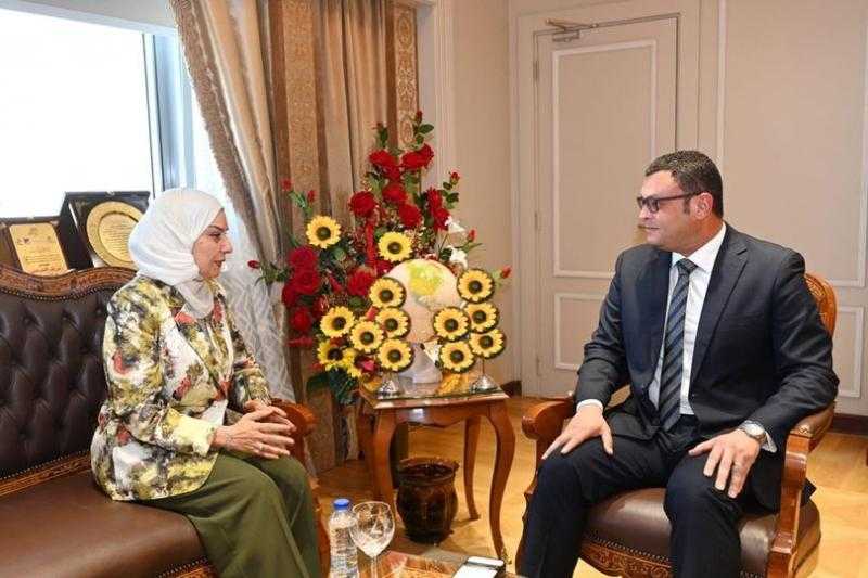 وزير الإسكان: مستعدون لنقل الخبرات الواسعة في مجال التنمية العمرانية لأشقائنا بالبحرين