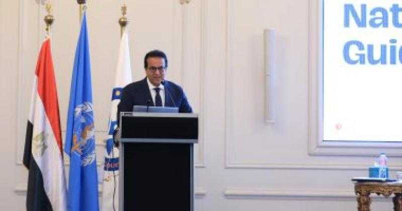 حملات وزارة الصحة تزور مستشفى إدكو المركزي.. وإحالة المتغيبين عن العمل للتحقيق