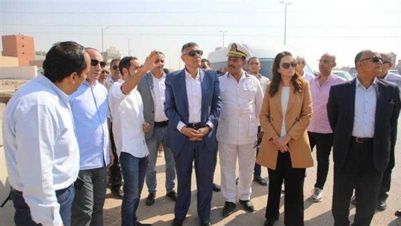 محافظ الجيزة يتفقد نسب تنفيذ الاعمال بمحور عمرو بن العاص