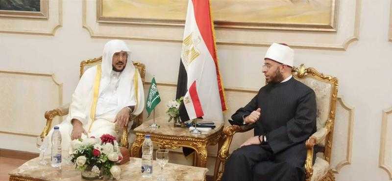 الأزهري يستقبل وزير الشؤون الدينية السعودي لبحث سبل التعاون