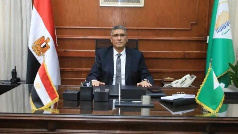 محافظ الجيزة يوجه بالانتهاء من مشروعات مياه الشرب في الوقت المحدد