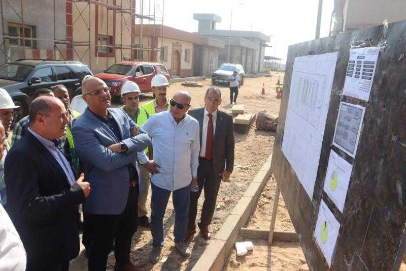 محافظ القليوبية يتفقد عدة مشروعات في قليوب تمهيدا لافتتاحها في العيد القومي