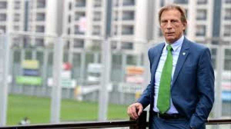 وفاة أسطورة كرة القدم الألماني داوم عن 70 عاما بعد صراع مع المرض