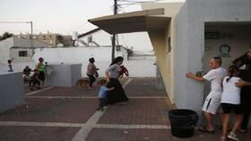 خط أحمر