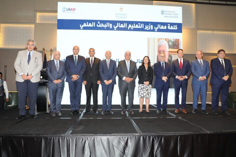 محافظ القاهرة يشهد ورشة عمل عن المرحلة الثانية من برنامج رواد وعلماء مصر