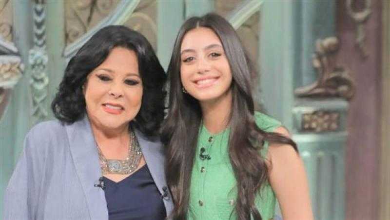 ياسمينا العبد: بدأت مشواري الفني بأفلام قصيرة.. ووالدتي دائما تدعمني