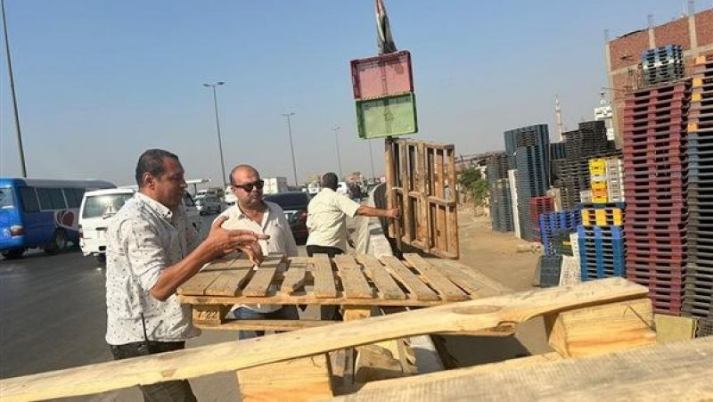 حملة موسعة لإزالة الإشغالات بشبرا الخيمة في القليوبية