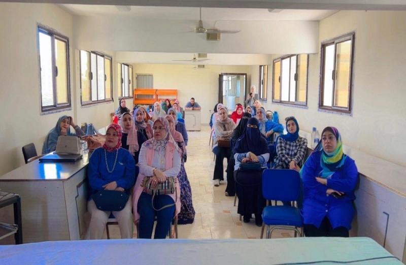 معهد بحوث الصحة الحيوانية ينظم 14 ندوة إرشادية في مجال الفحوصات المعملية لسلامة الغذاء| صور