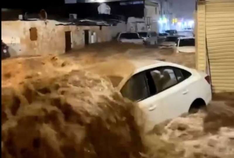 خط أحمر