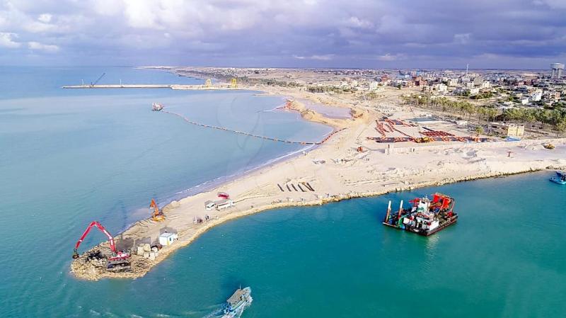 الحكومة: مستهدف تنفيذ 2.25 كم أرصفة جديدة بميناء العريش البحرى