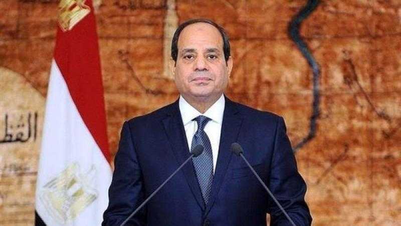 الرئيس السيسي يصل مطار العلمين لافتتاح معرض مصر الدولي الأول للطيران والفضاء