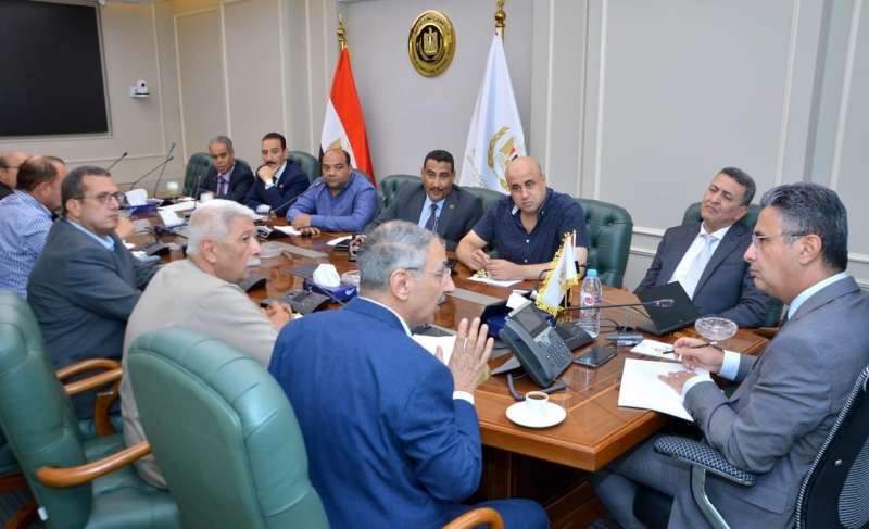 خط أحمر