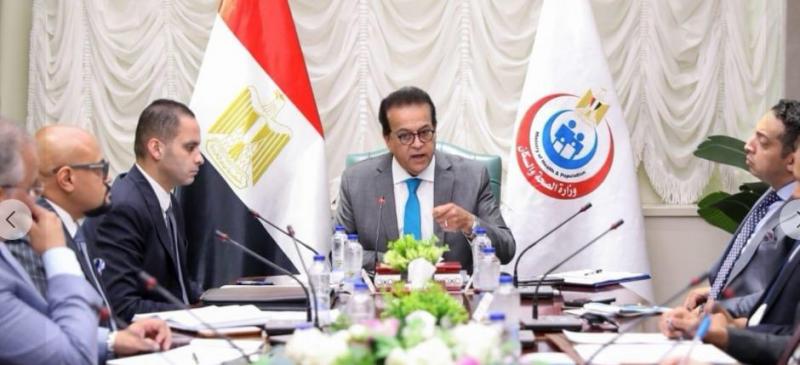 وزير الصحة يوجه بسرعة الانتهاء من المنصة الإلكترونية لمنظومة السياحة العلاجية