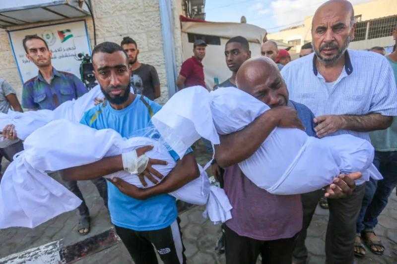 استشهاد 5 فلسطينيين بينهم طفلة فى غارات إسرائيلية على شمال ووسط غزة