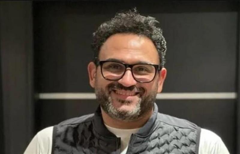 الملحن إيهاب عبد الواحد: أكرم حسني إضافة في ألبوم تيجي نسيب
